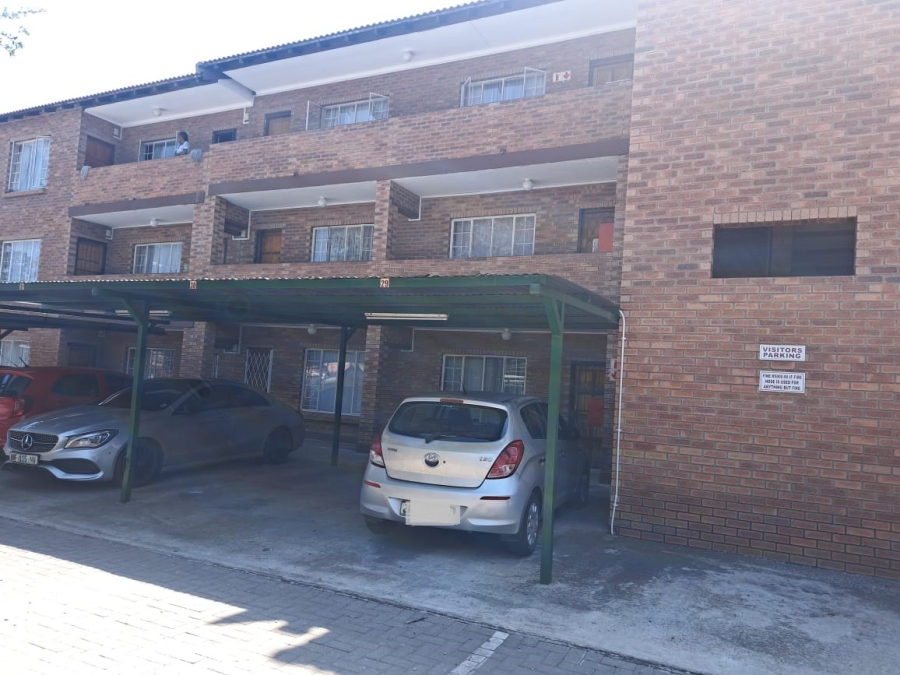 1 Bedroom Property for Sale in Rustenburg Central North West